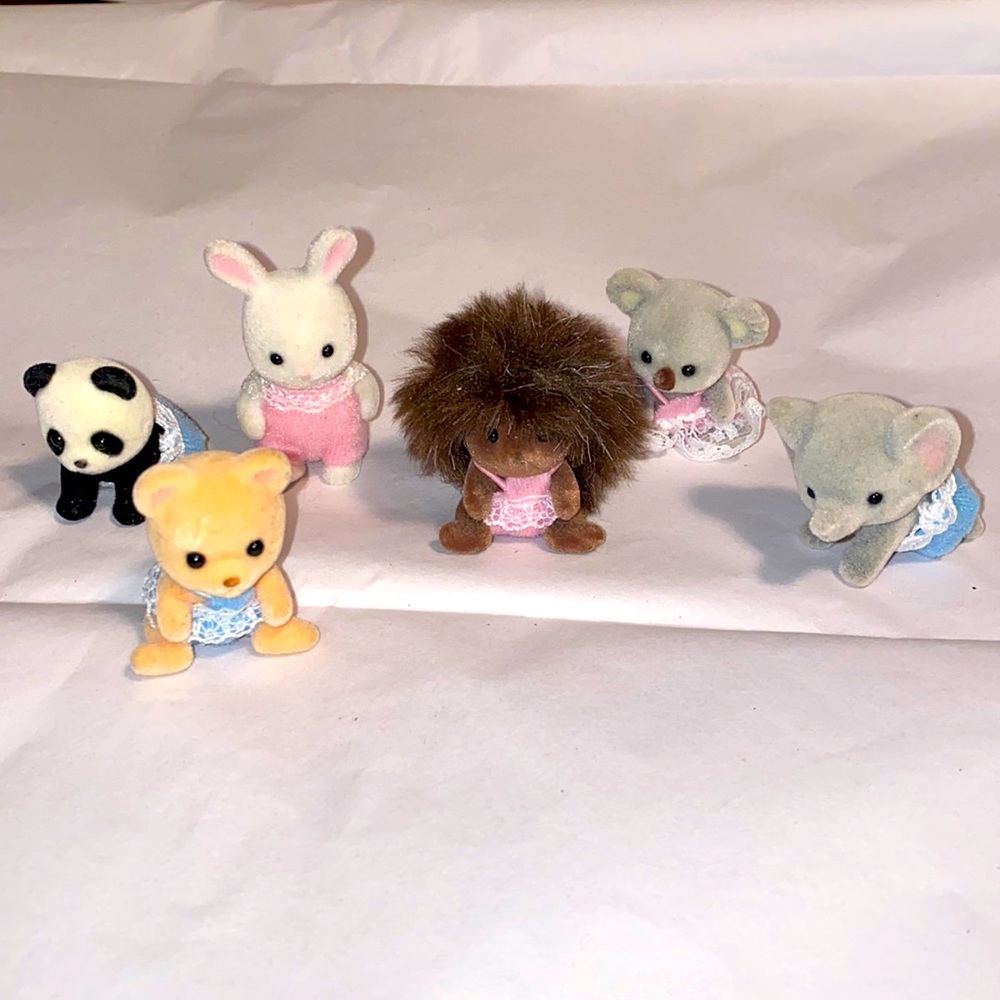 Lot of 6 Calico Critters